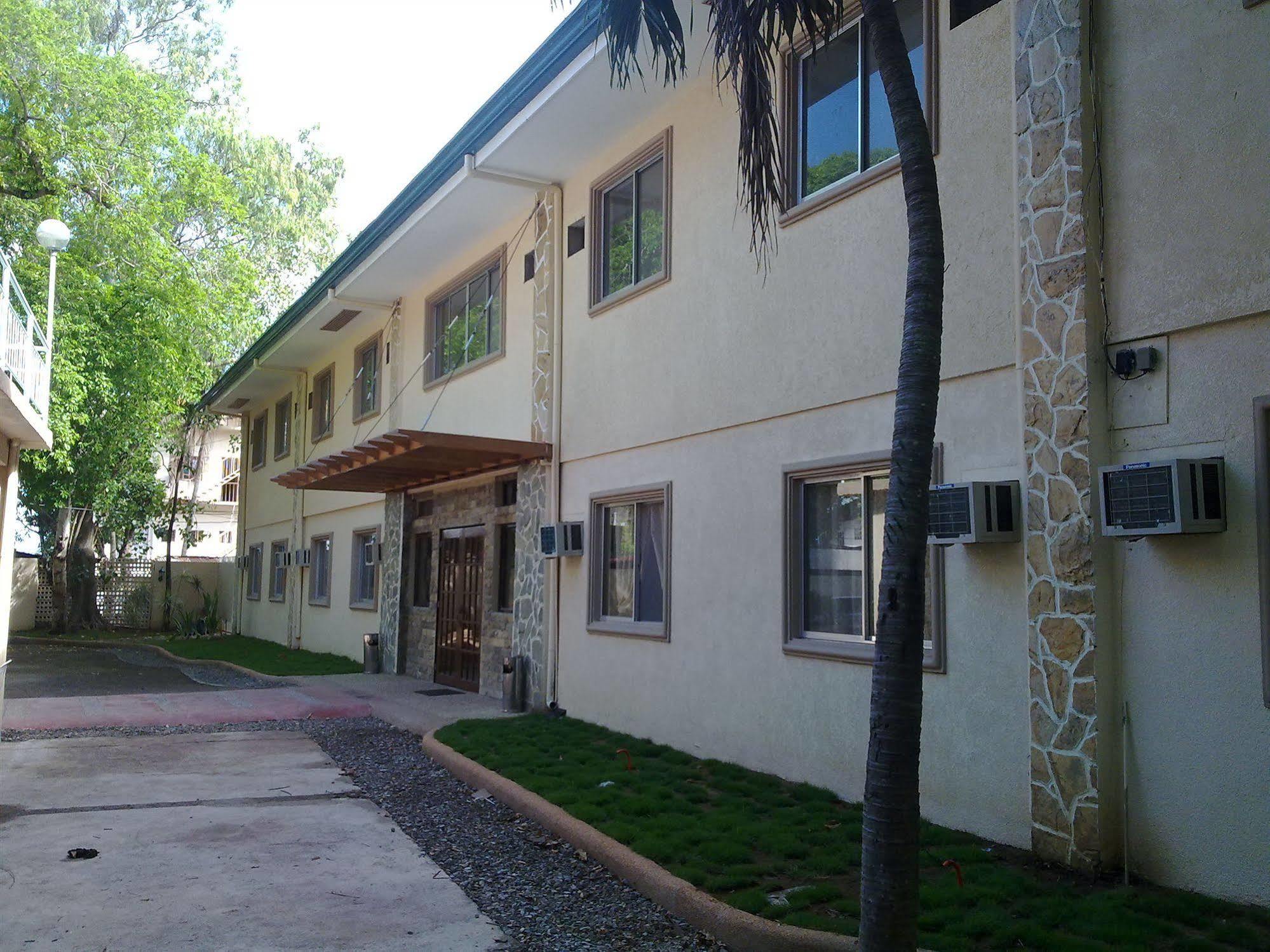 Park Hill Hotel Lapu-Lapu City Exterior foto